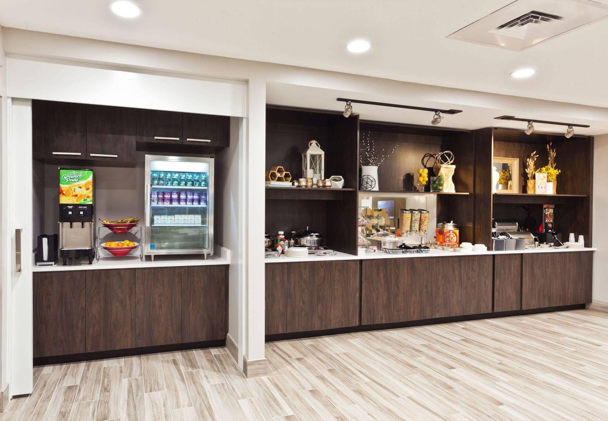 蒙哥马利万豪广场套房酒店 外观 照片